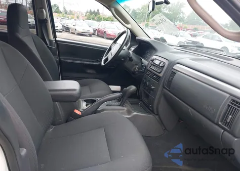 2004 Jeep Grand Cherokee Laredo z USA, uszkodzony, nr VIN 1J4GW48SX4C352172